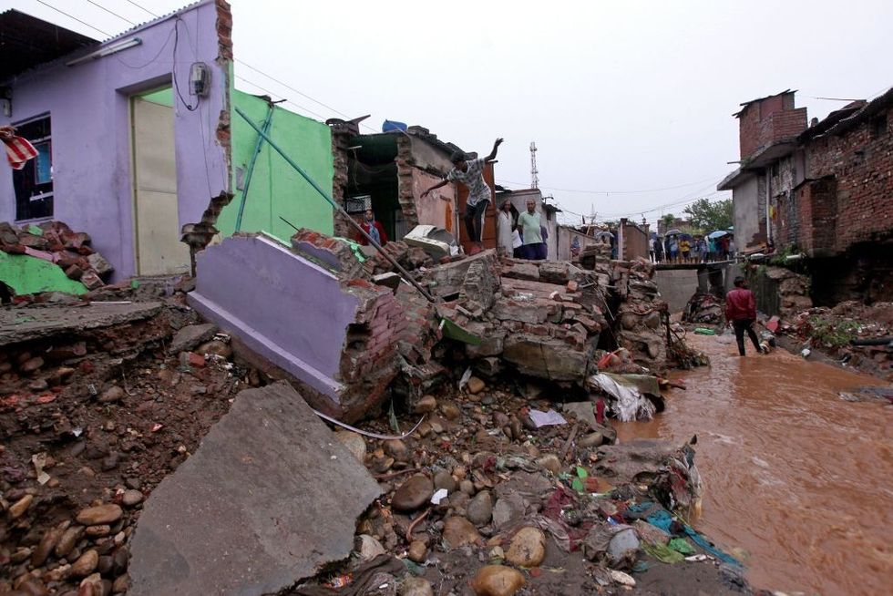 Jammu & Kashmir cloudburst: 6 dead, nearly 40 missing