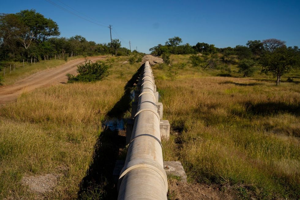Zimbabwe enters mega fuel pipeline deal with British firm Coven Energy
