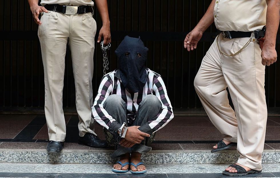 Man turns chain-snatcher to please his gift-seeking wife almost daily