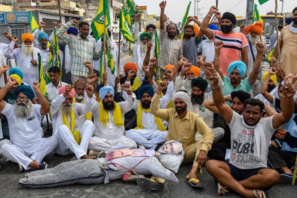 Indian farmers protest: Outrage after Haryana lathicharge