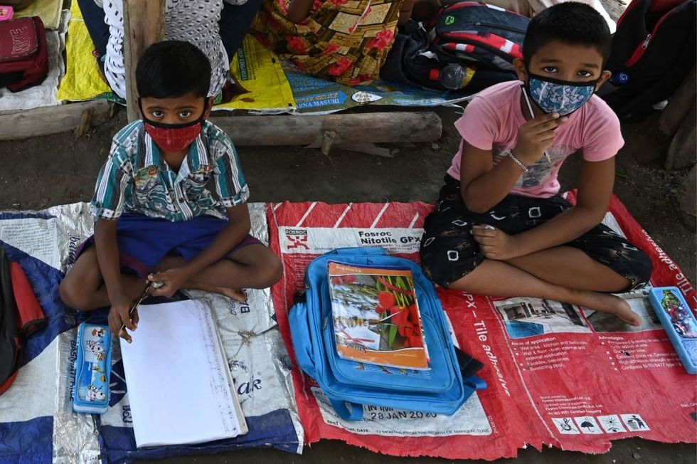 Indian teacher makes special efforts to reduce learning gap