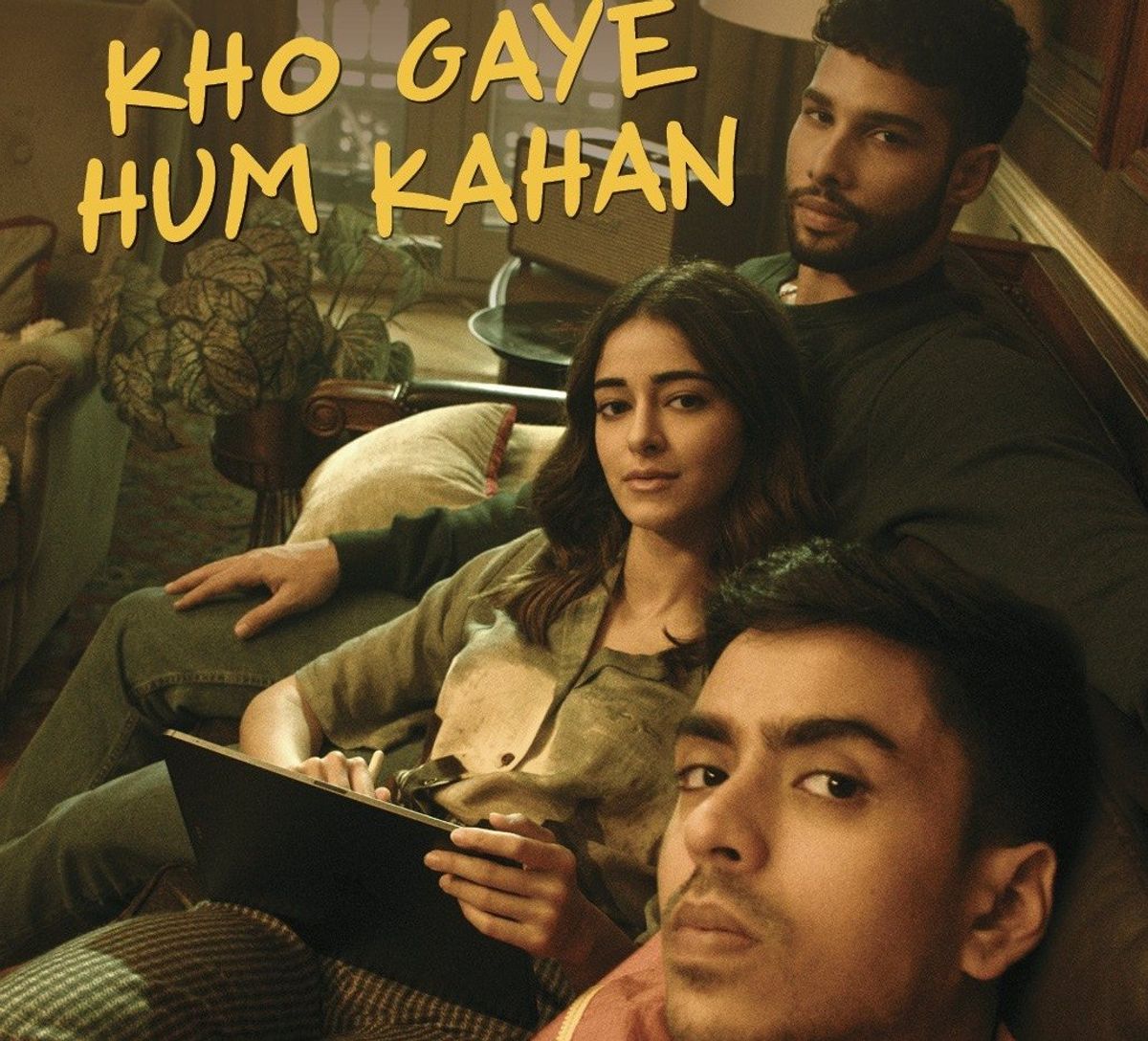 Siddhant, Ananya team up for Kho Gaye Hum Kahan