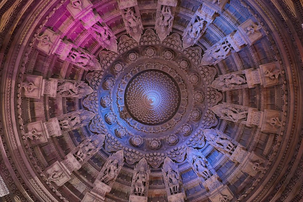 Thirty-five Gujarat officials visit Abu Dhabi Hindu temple site