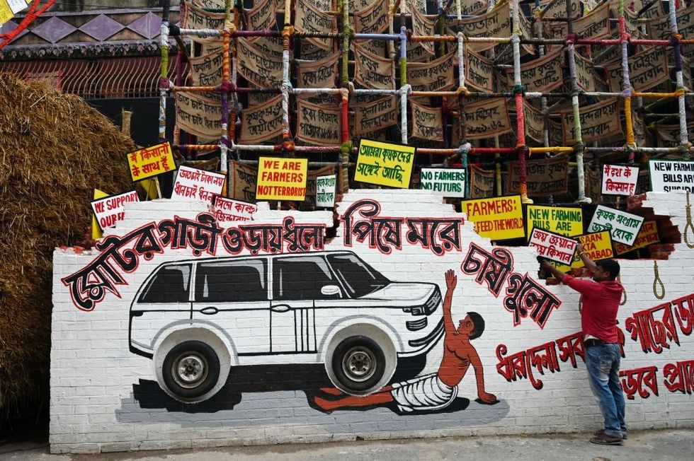 Kolkata Durga Puja themed on UP farmer-crushing violence
