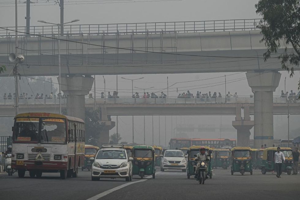 Delhi trapped under blanket of toxic air two days after festival