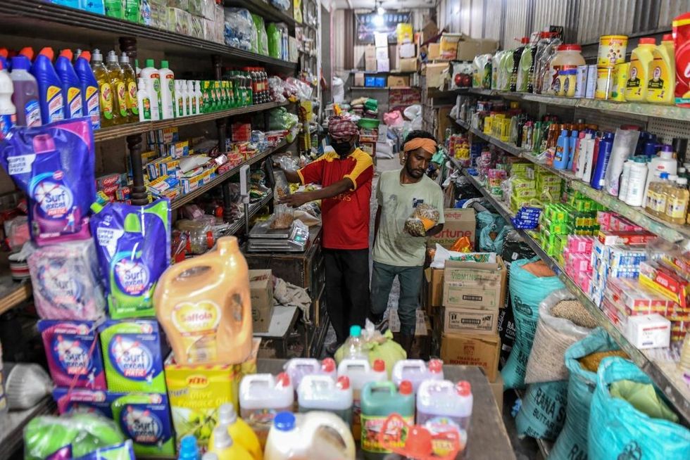 India's salesmen under threat as Ambani targets mom & pop stores