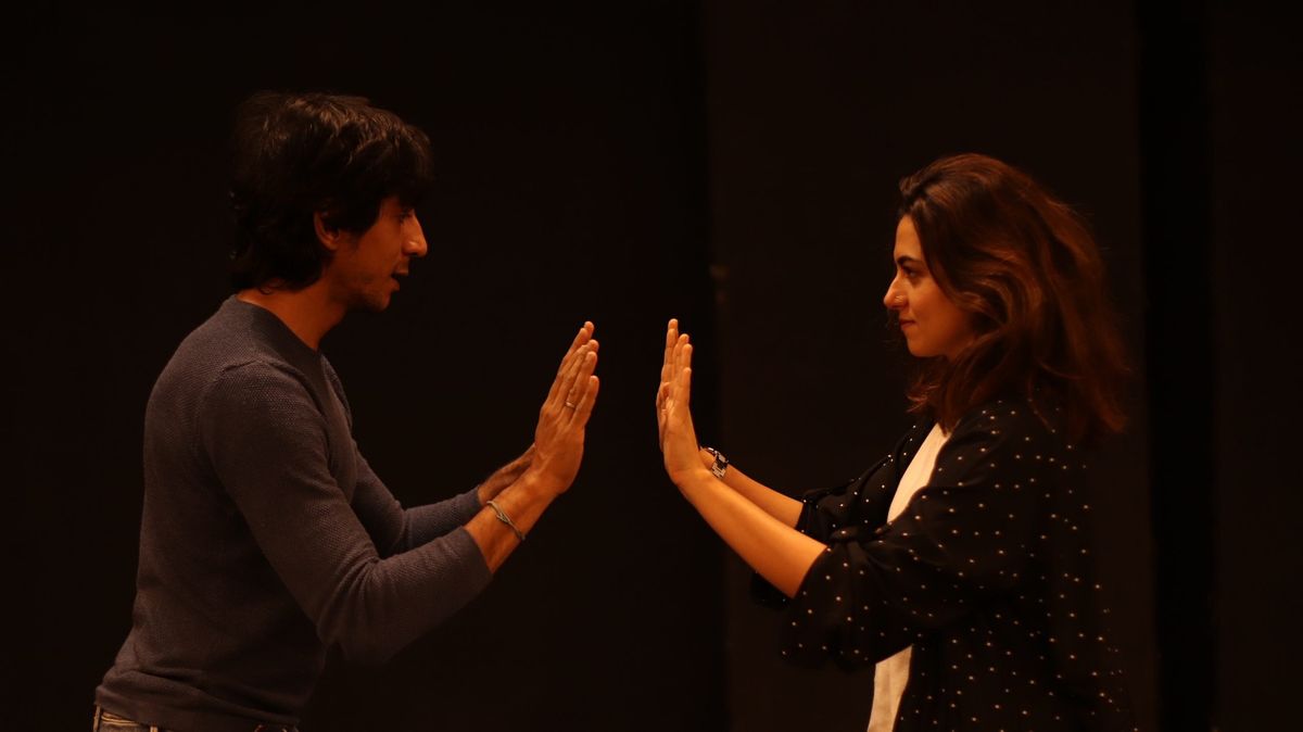 Ridhi Dogra to make Bollywood debut with action drama Lakadbaggha