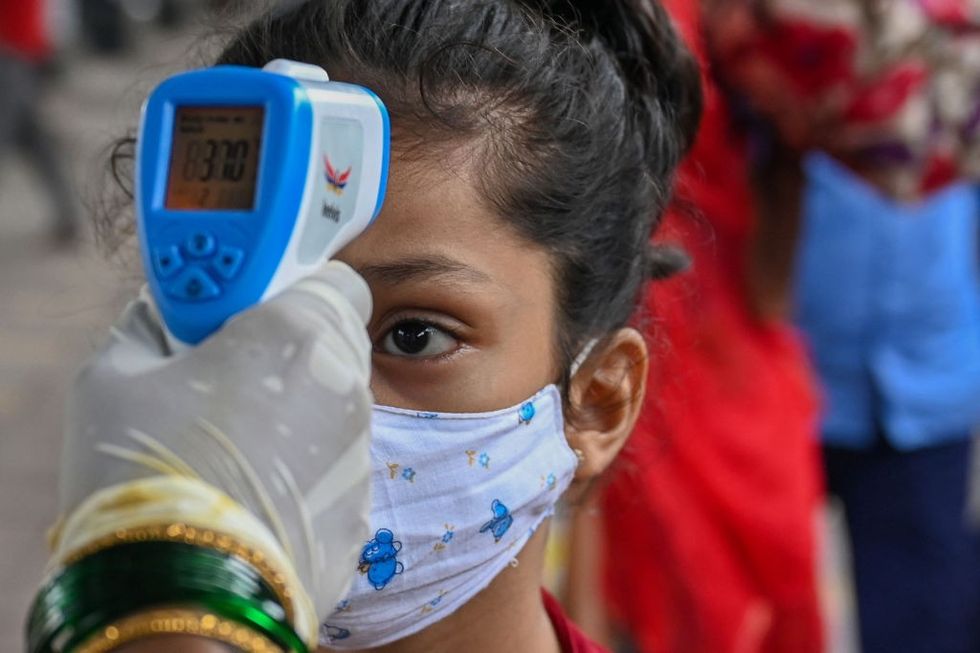 Omicron: India issues new guidelines for foreign travellers