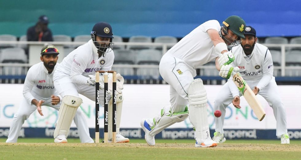 South Africa wallop India by 7 wickets in Johannesburg Test