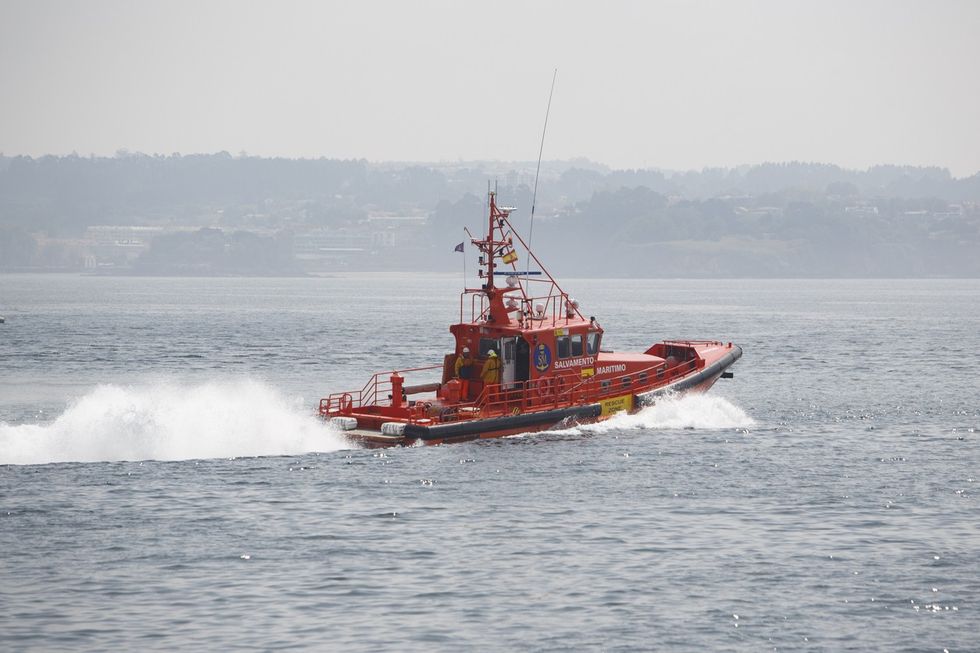 Iran coastguards rescue 11 Indian sailors from sinking ship
