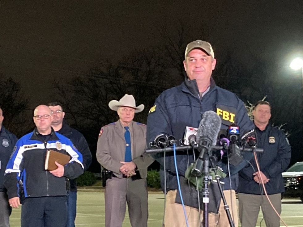 Aafia Siddiqui: Pakistani prisoner at centre of Texas siege