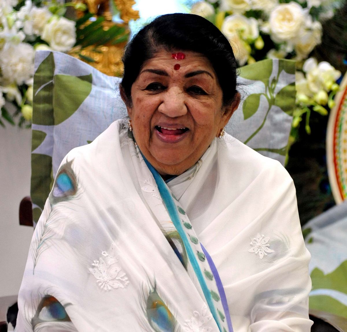 The nightingale who soared high