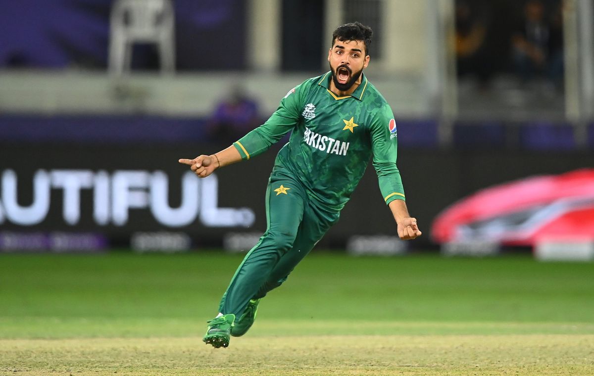 Pakistan’s Shadab Khan signs for Yorkshire as Ballance takes a break