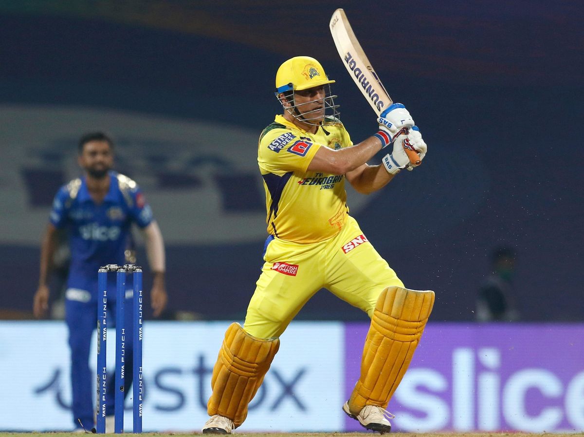 Vintage Dhoni condemns Mumbai to seventh IPL loss