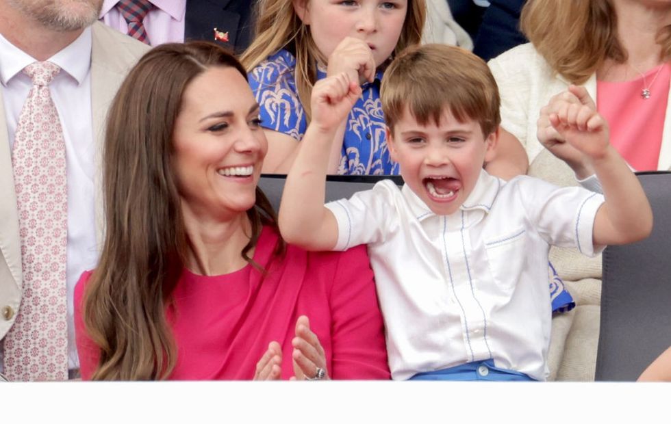 It is Prince Louis again! This time he is caught making fun with mum Kate