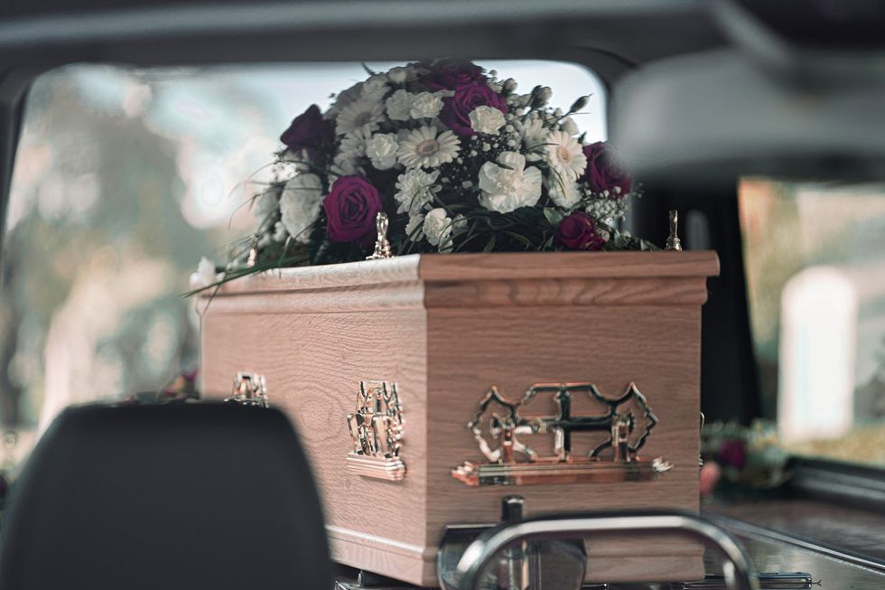 Bizarre: 3-year-old girl wakes up at own funeral after declared dead, dies again
