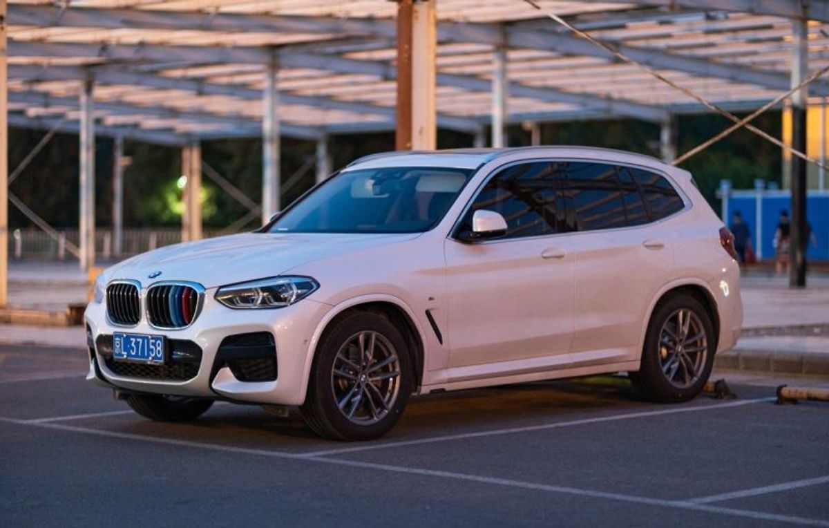 UK: Nurse accuses airport parking company of taking her BMW on 600-mile joyride