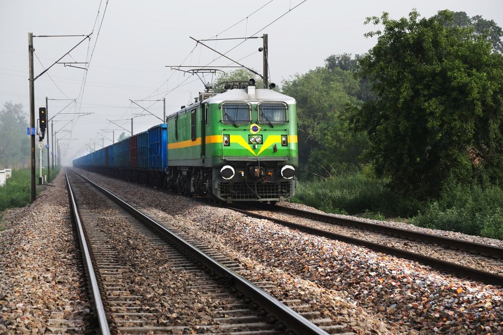 Green-friendly India transports more small passenger vehicles by railways