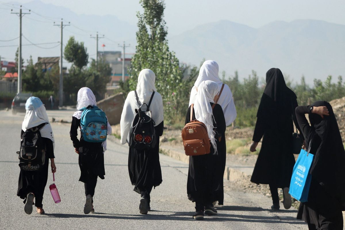 90 pc Afghans in online poll support reopening girls’ schools as Taliban blame parents for closure