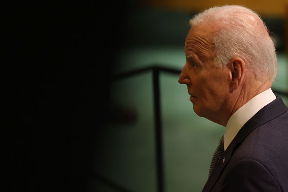 Twitter goes LoL seeing Joe Biden's 'where am I going' moment on New York stage