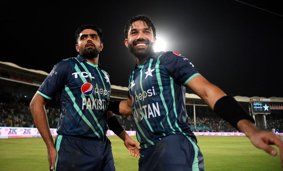 Pakistan level T20 series in style as Rizwan-Azam crush England by 10 wickets