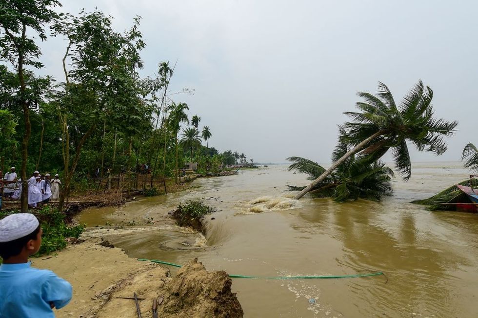 Climate refugees run for life as Bangladesh villages washed away