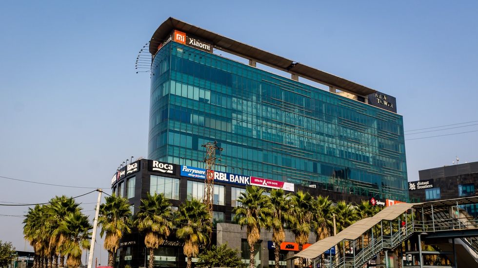 Chinese smartphone maker Xiaomi shuts financial services business in India