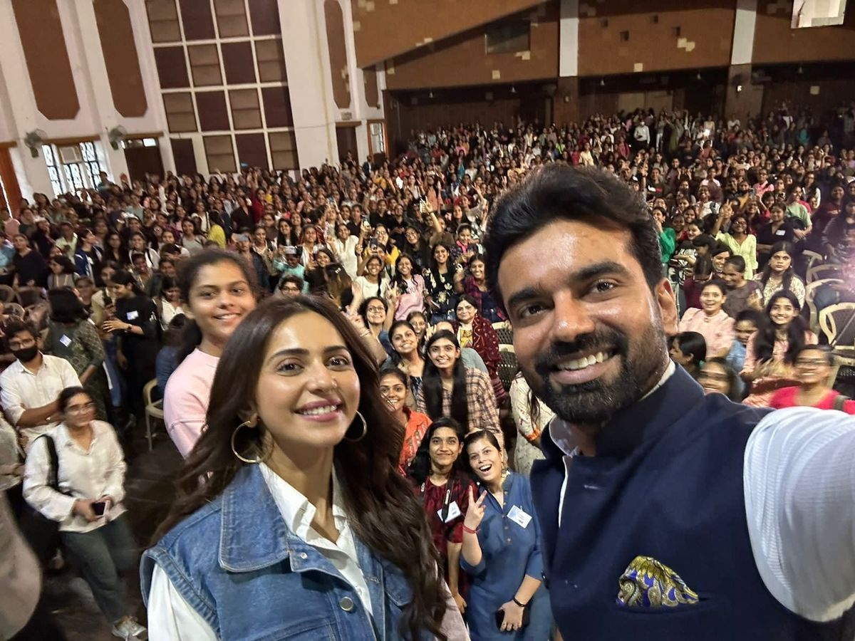 ‘No Shame Movement’ – A noble initiative by IAS Officer Abhishek Singh garners support from Rakul Preet Singh