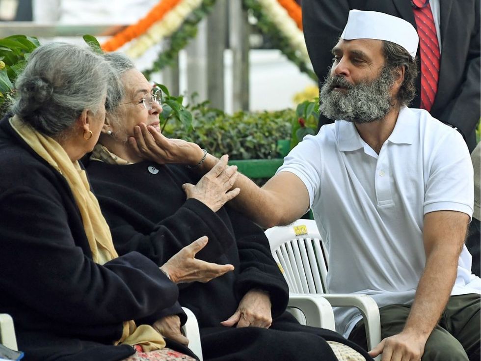 WATCH: Rahul, Sonia Gandhi's cute family moment at Indian National Congress foundation day event