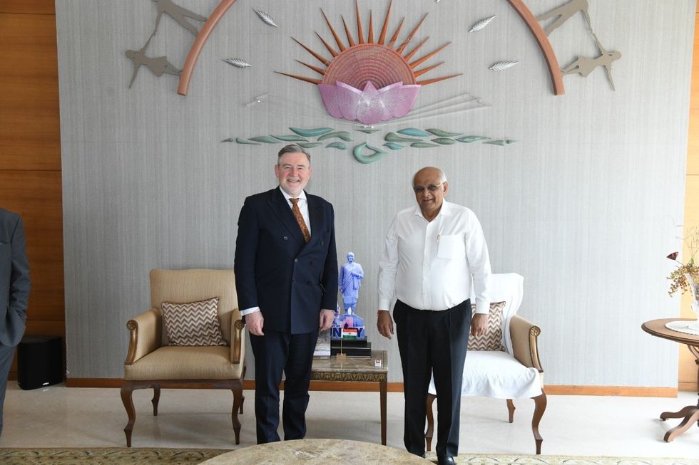 Barry Gardiner MP urges to frame policies to achieve climate targets during Gujarat visit