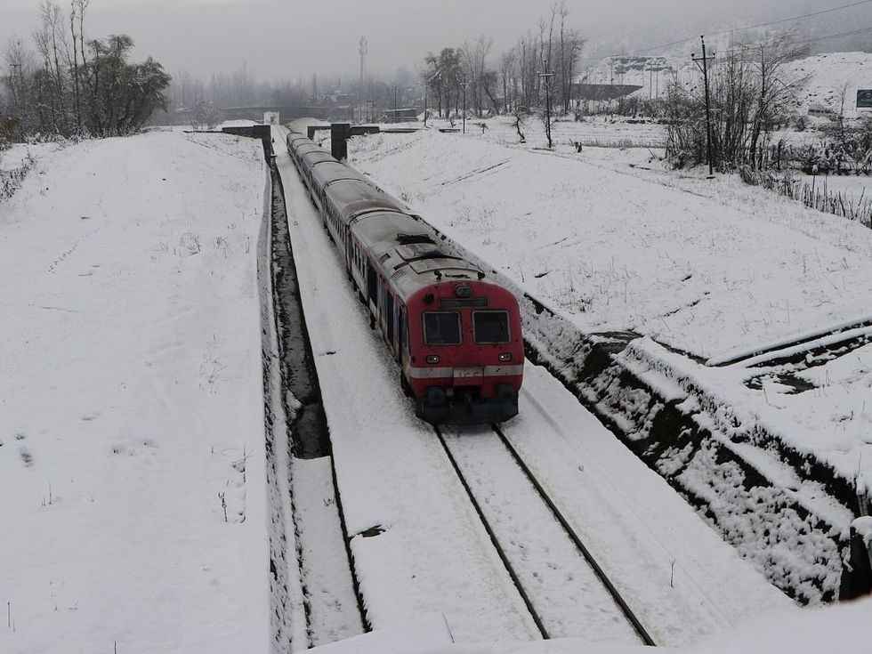 Fresh snowfall in Kashmir: Srinagar-Jammu national highway closed, flights hit