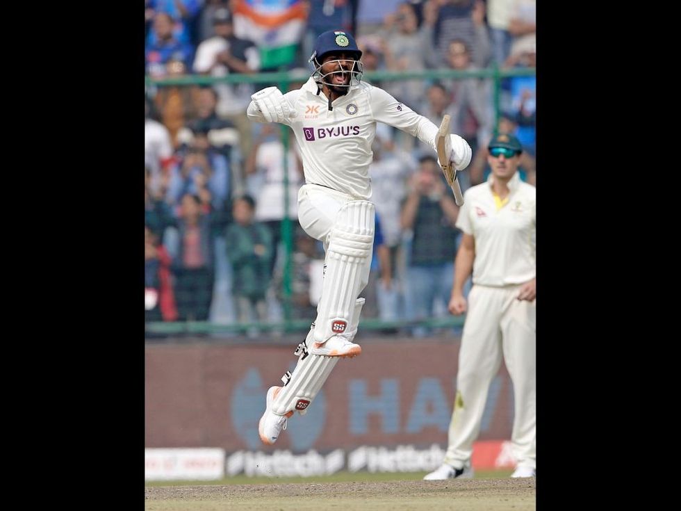 India win second Test by 6 wickets as Australia squander Day 3 advantage; lead series 2-0