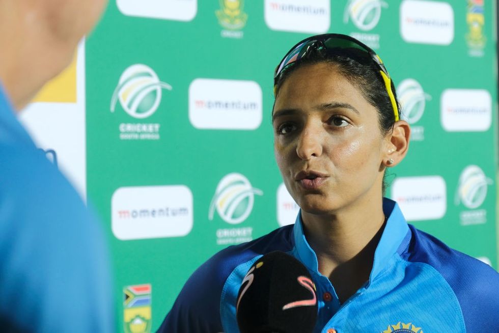 Former India captain Anjum Chopra consoles emotional Harmanpreet Kaur after T20 World Cup semifinal defeat