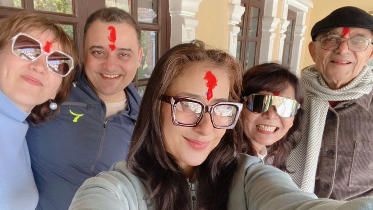 Manisha Koirala celebrates Holi with family and close friends in Nepal