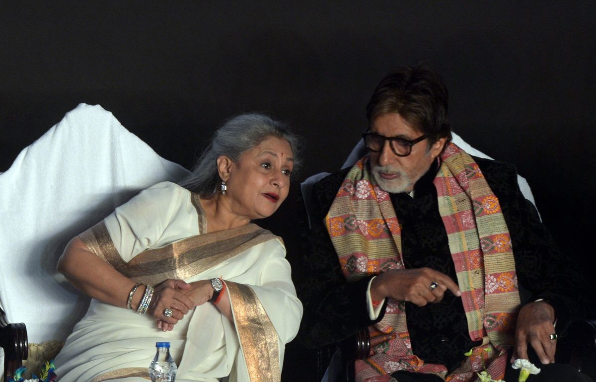 Big B expresses gratitude to fans for wishing him and wife Jaya on 50th wedding anniversary