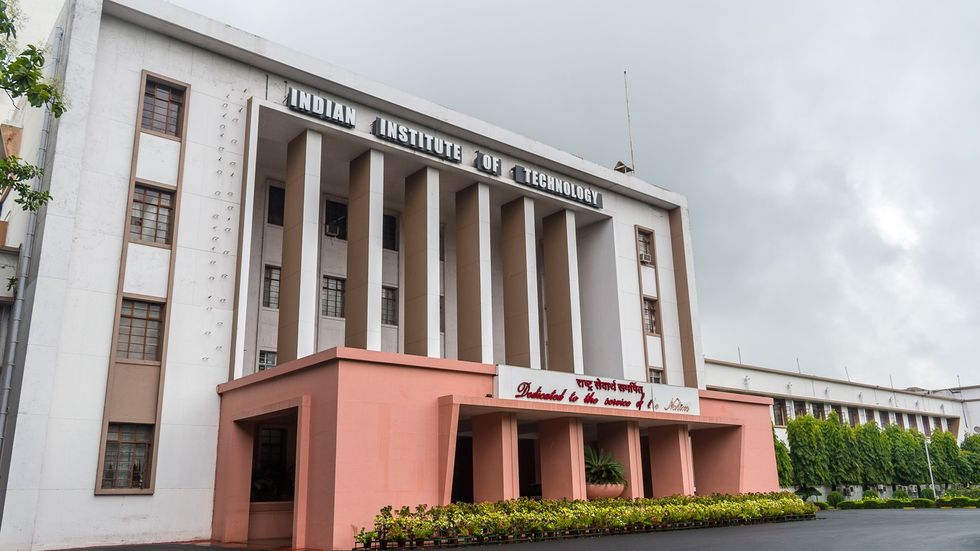 IIT graduates face placement slump: Report