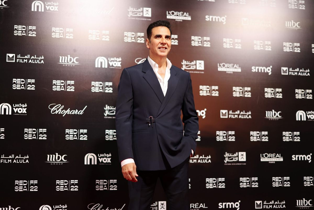 Akshay Kumar begins shooting for ‘Khel Khel Mein’ in London