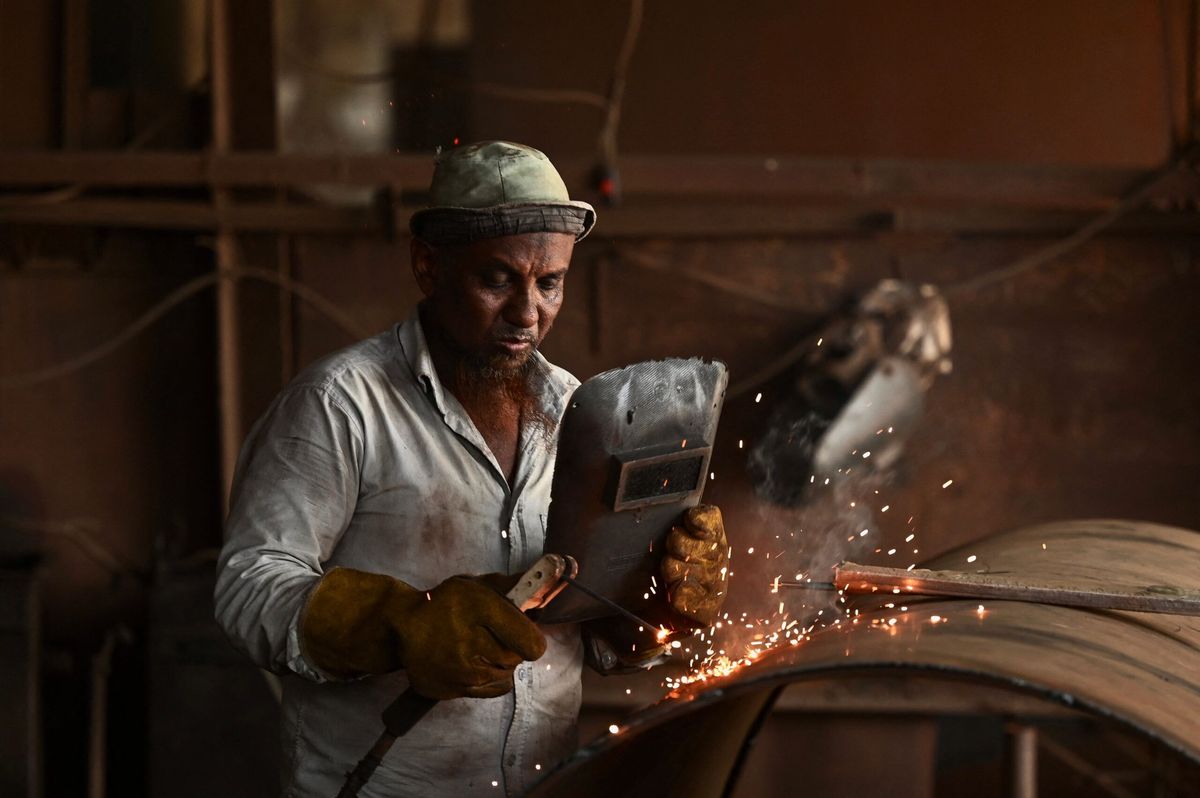 IMF approves £550m loan for Bangladesh