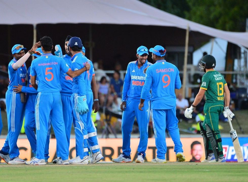 India rout South Africa by 78 runs in 3rd ODI, clinch series 2-1