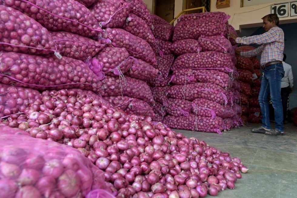 Wholesale price inflation rises to 4-month high in Oct; food prices spike