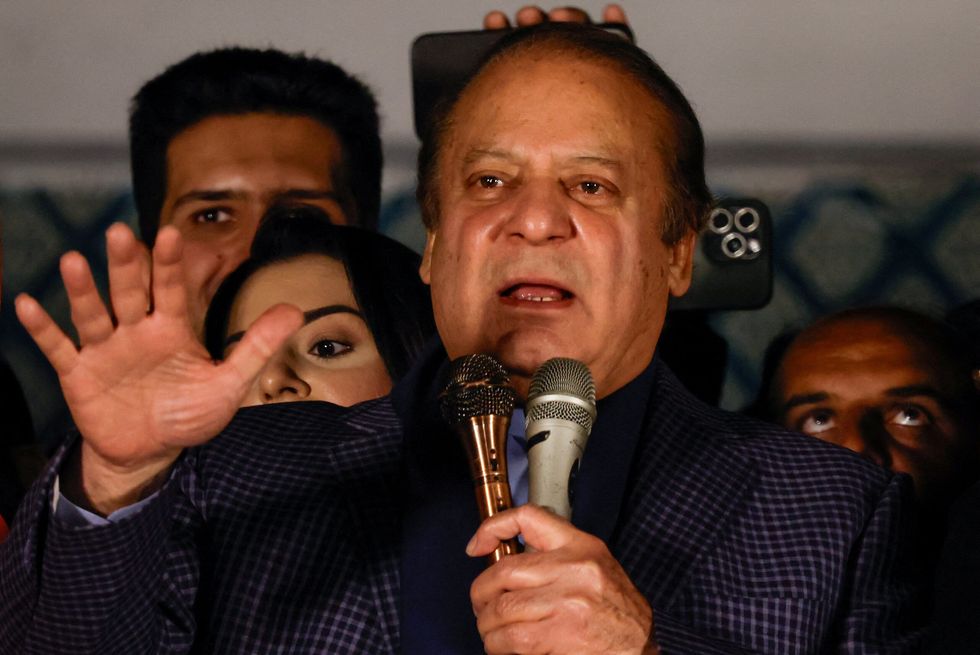 Nawaz Sharif trying to activate back channel contacts to ease India, Pakistan tension: report