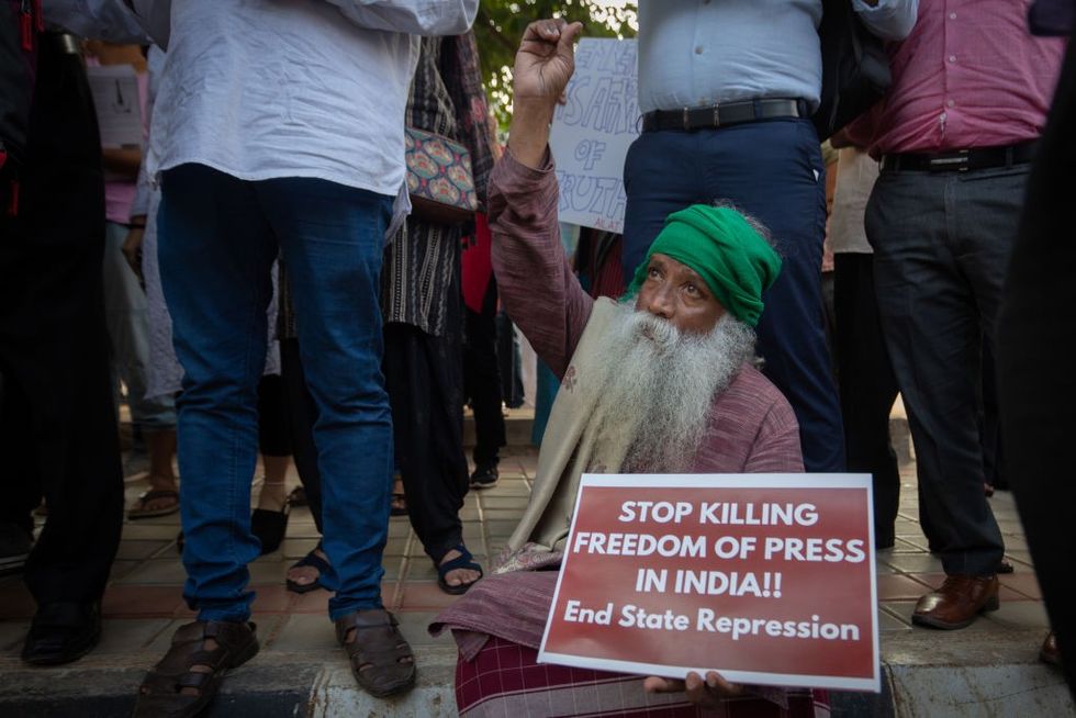 India top court orders journalist's release in illegal funding case