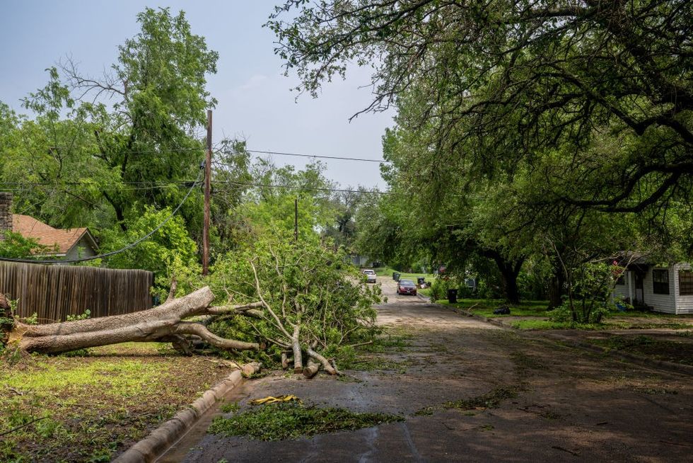 At least 19 killed as tornadoes hit Texas, Oklahoma, Arkansas