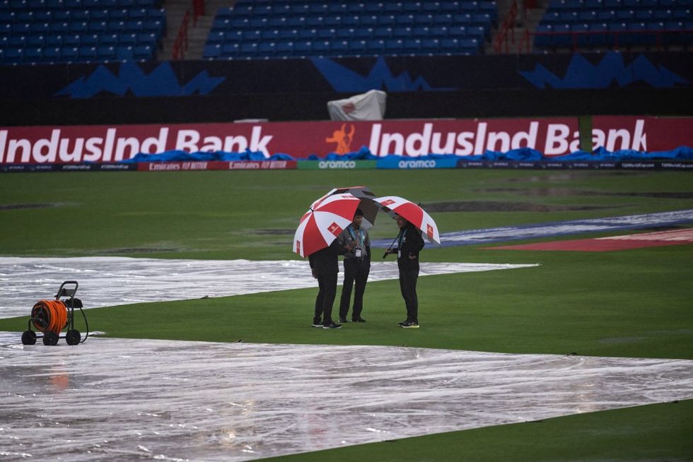 Pakistan on brink of T20 WC exit as rain gods threaten US-Ireland clash