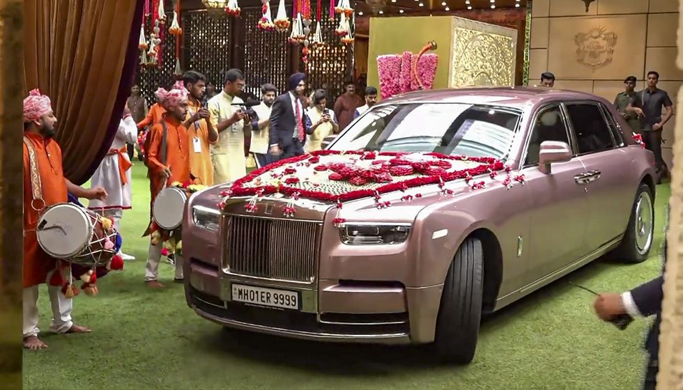 Kardashian sisters in Mumbai to attend Ambani wedding