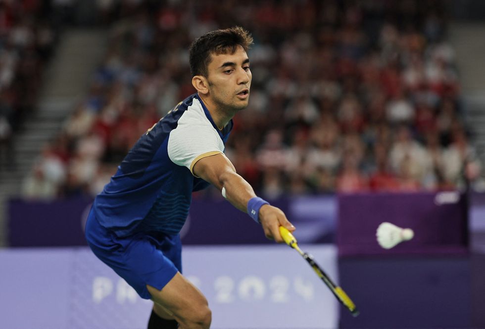 Sen falls to Axelsen, to play bronze-medal playoff