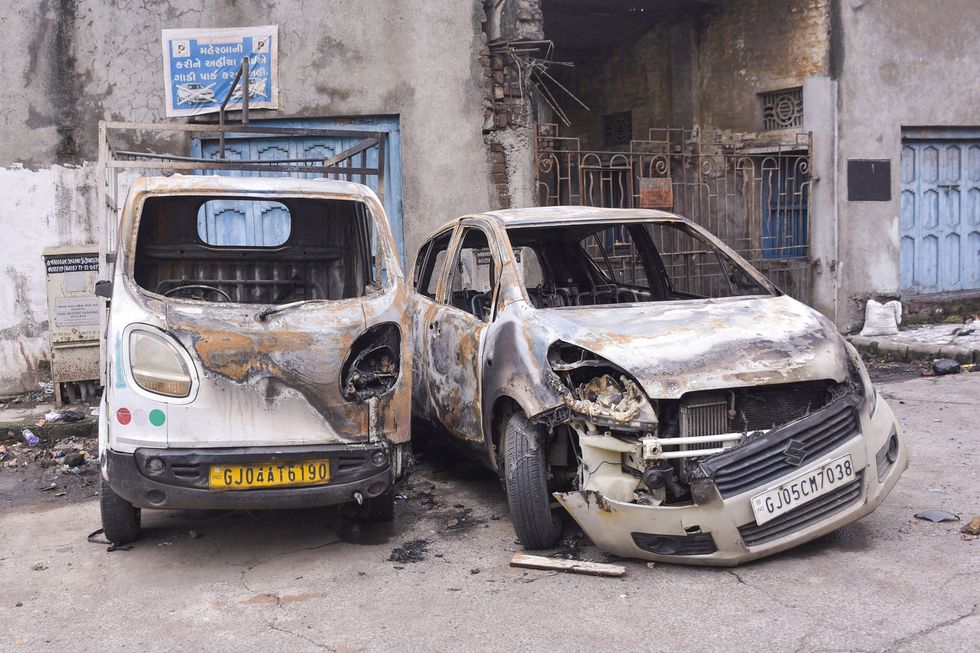 Ganesh idol damaged in Surat, 28 people, six juveniles detained