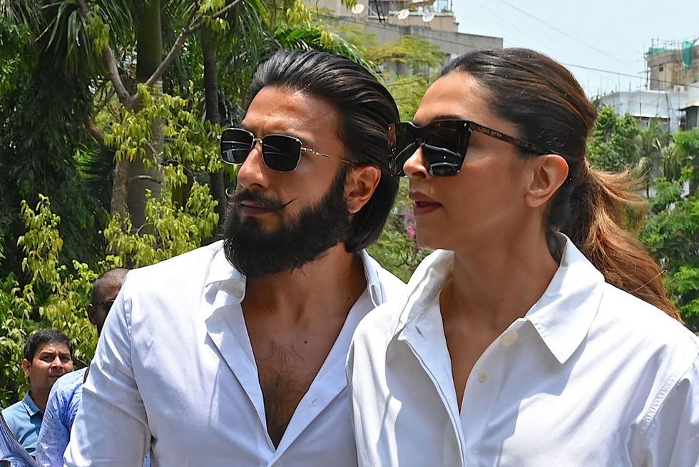 Deepika Padukone,  Ranveer Singh name their daughter Dua, share first photo