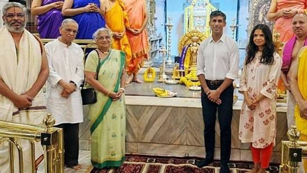 Former British prime minister Rishi Sunak, wife offer prayers at Bengaluru temple