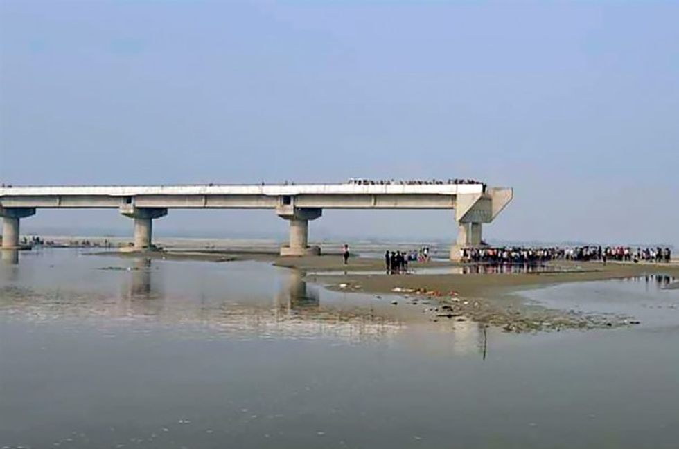 Three killed as Google Maps leads car to unfinished bridge over a river
